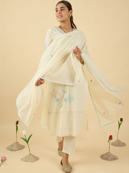 Women Floral Embroidered Regular Thread Work Pure Cotton Kurta with Trousers & With Dupatta