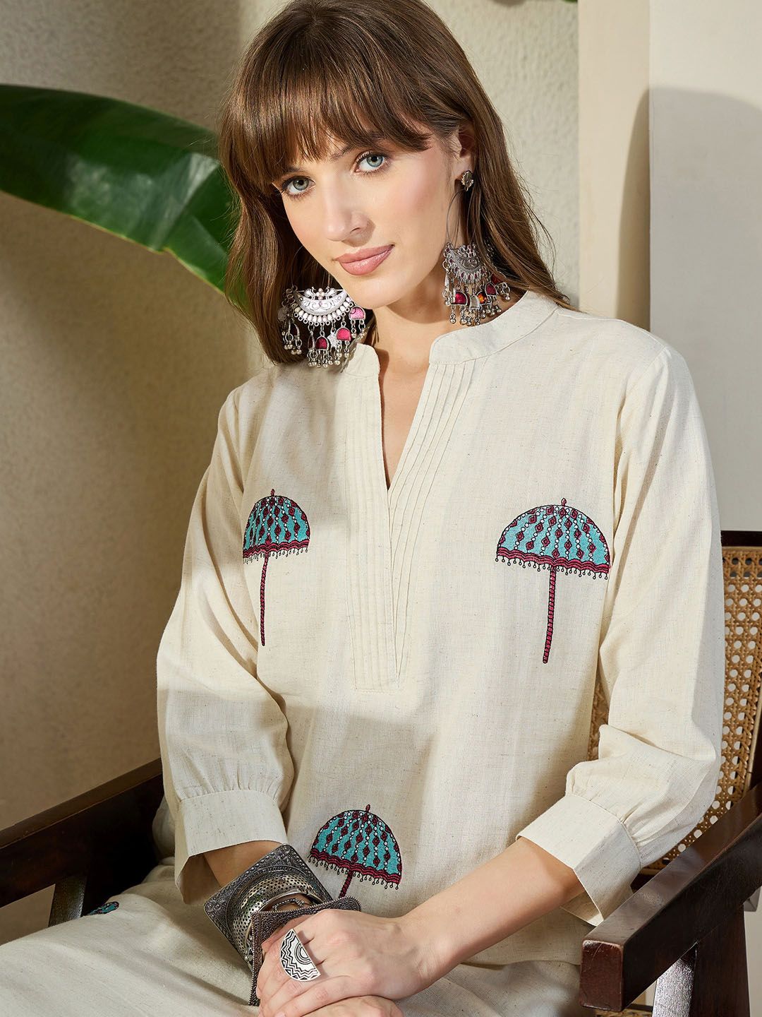 Dhiyona IE Embroidered Mandarin Collar Pure Cotton Tunic With Trousers