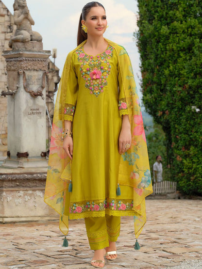 Women Embroidered Kurta with Trousers & Dupatta