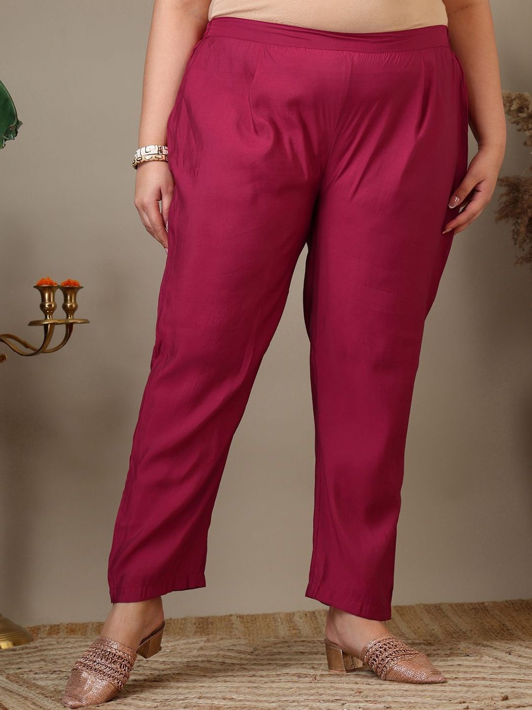 Dhiyona IN Women Plus Size Floral Embroidered A-Line Kurta with Trousers & Dupatta