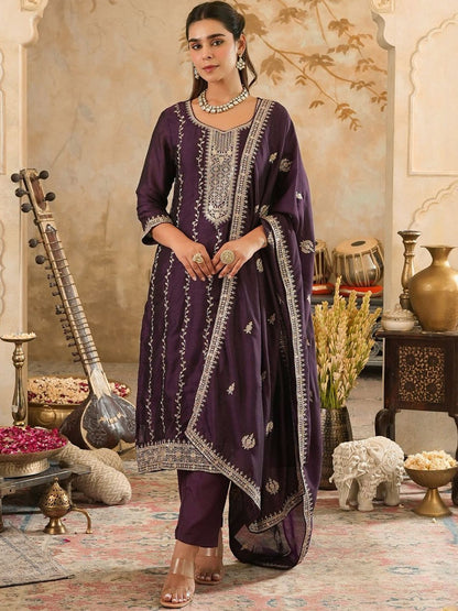 Women Ethnic Motifs Embroidered Thread Work Straight Kurta with Trouser & Dupatta