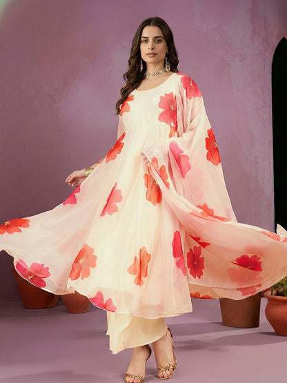 Dhiyona CH Women Floral Printed Panelled Kurta with Palazzos & With Dupatta