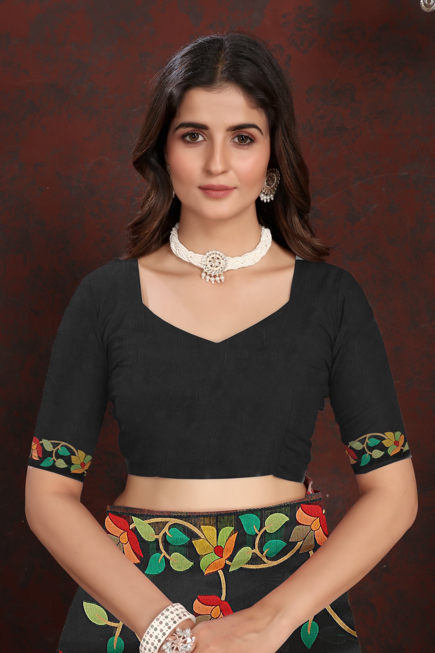 Dhiyona GR Women's Karvaah Impression Black Cotton Jamdani Saree