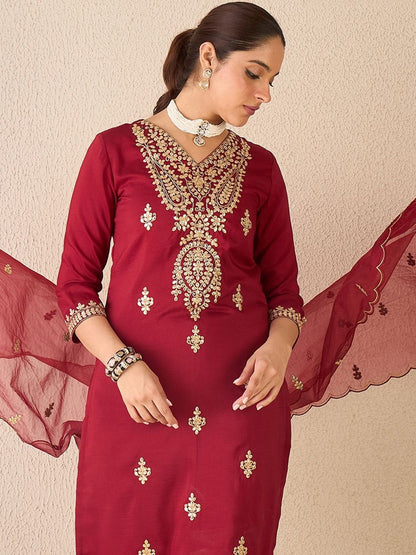 Ethnic Motifs Embroidered V-Neck Zari Straight Kurta With Trousers & Dupatta
