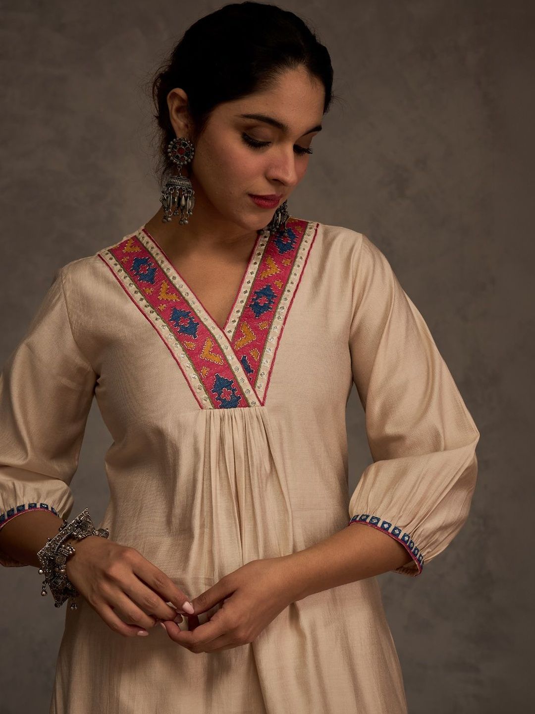 Women Ethnic Motifs Embroidered Panelled Thread Work Liva Kurta with Trousers
