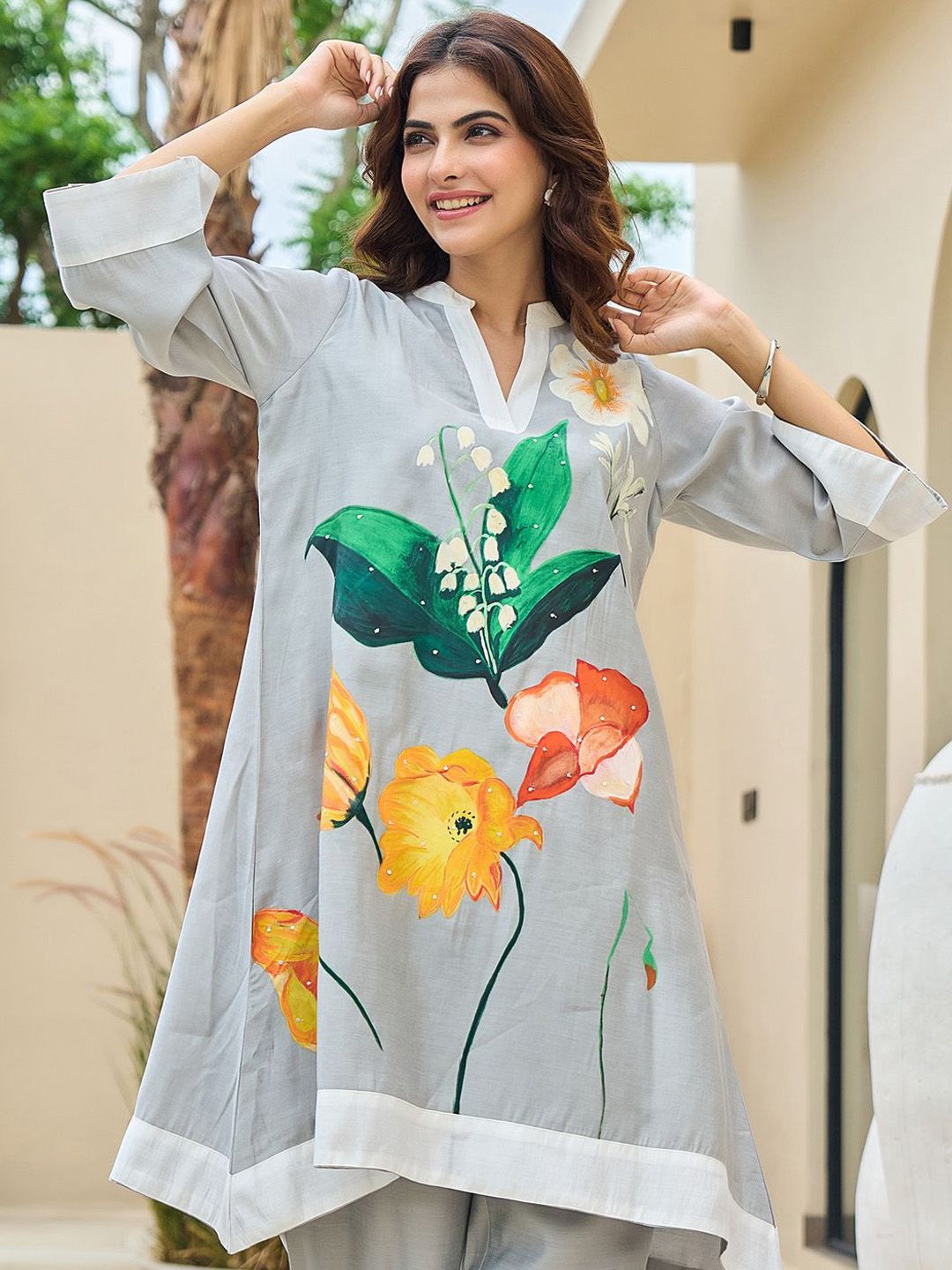 Dhiyona IE Floral Printed Mandarin Collar Tunic With Trousers