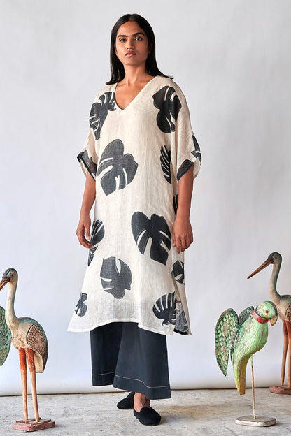 Women's Black and Tofu Leaf Printed Linen Co-ord Set