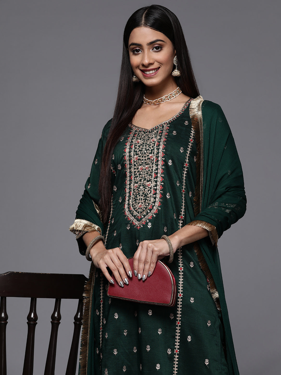 Dhiyona VR Women's Green Embroidered Kurta Paired With Tonal Bottom And Dupatta