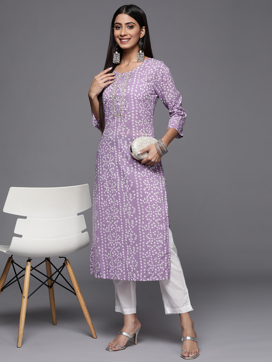 Dhiyona VR Women's Lavender Bandhani Print Embroidered Kurta Has Round Neck