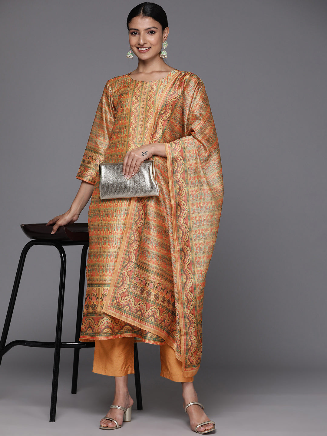 Dhiyona VR Women's Coral Printed, Straight Kurta Paired With Tonal Bottom And Printed Dupatta