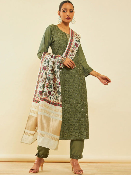 Dhiyona SO Women's Floral Embroidered Round Neck Three-Quarter Sleeves Zardozi Kurta Set