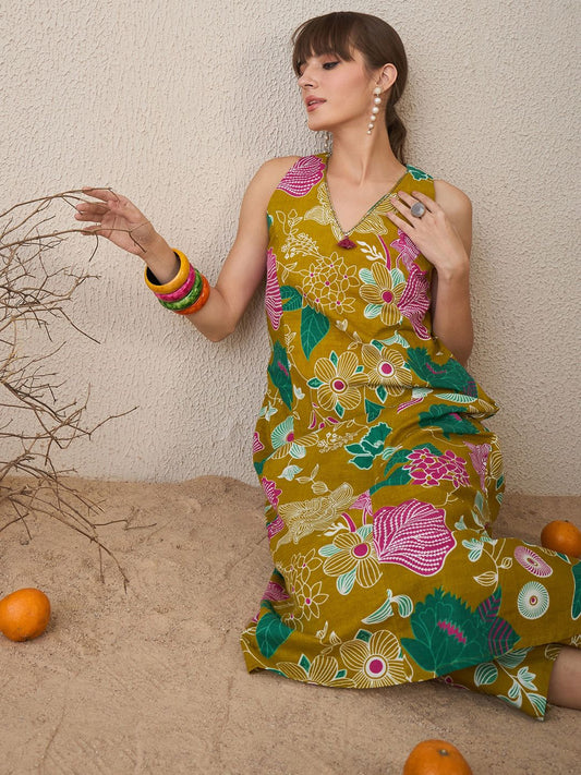 Dhiyona IE Floral Printed Sleeveless V-Neck A-Line Kurta With Trousers