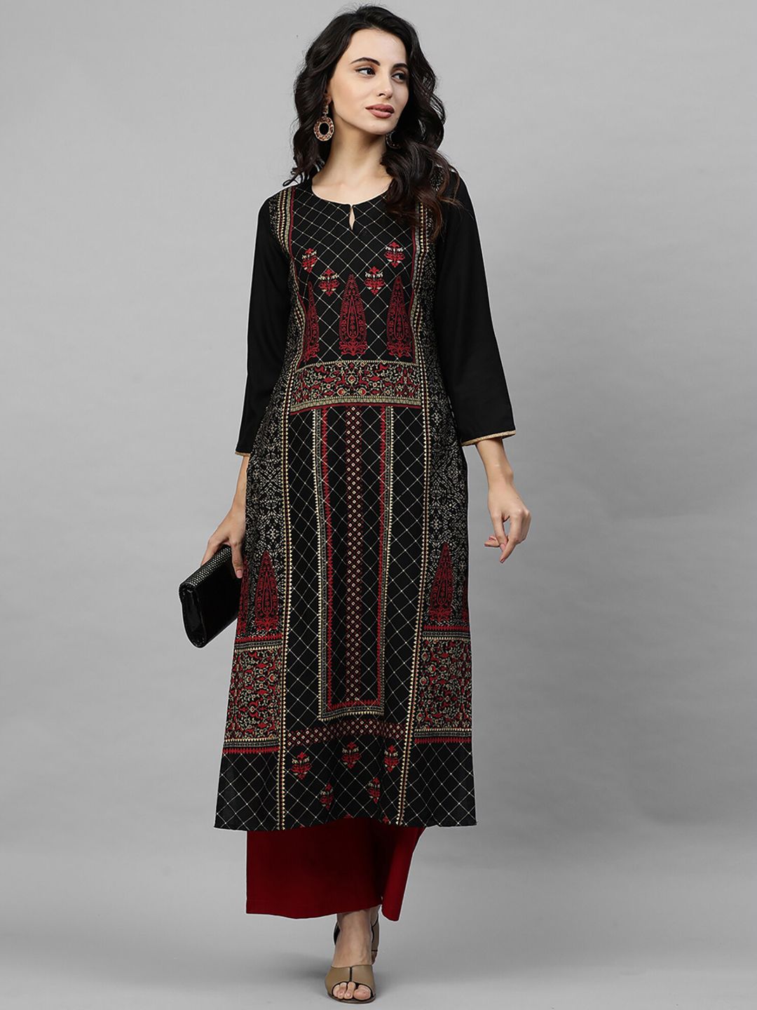 Dhiyona IE Women Black & Maroon Floral Print A-Line Kurta