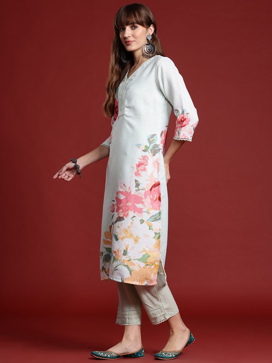 Floral Printed Linen Kurta With Trousers & Dupatta