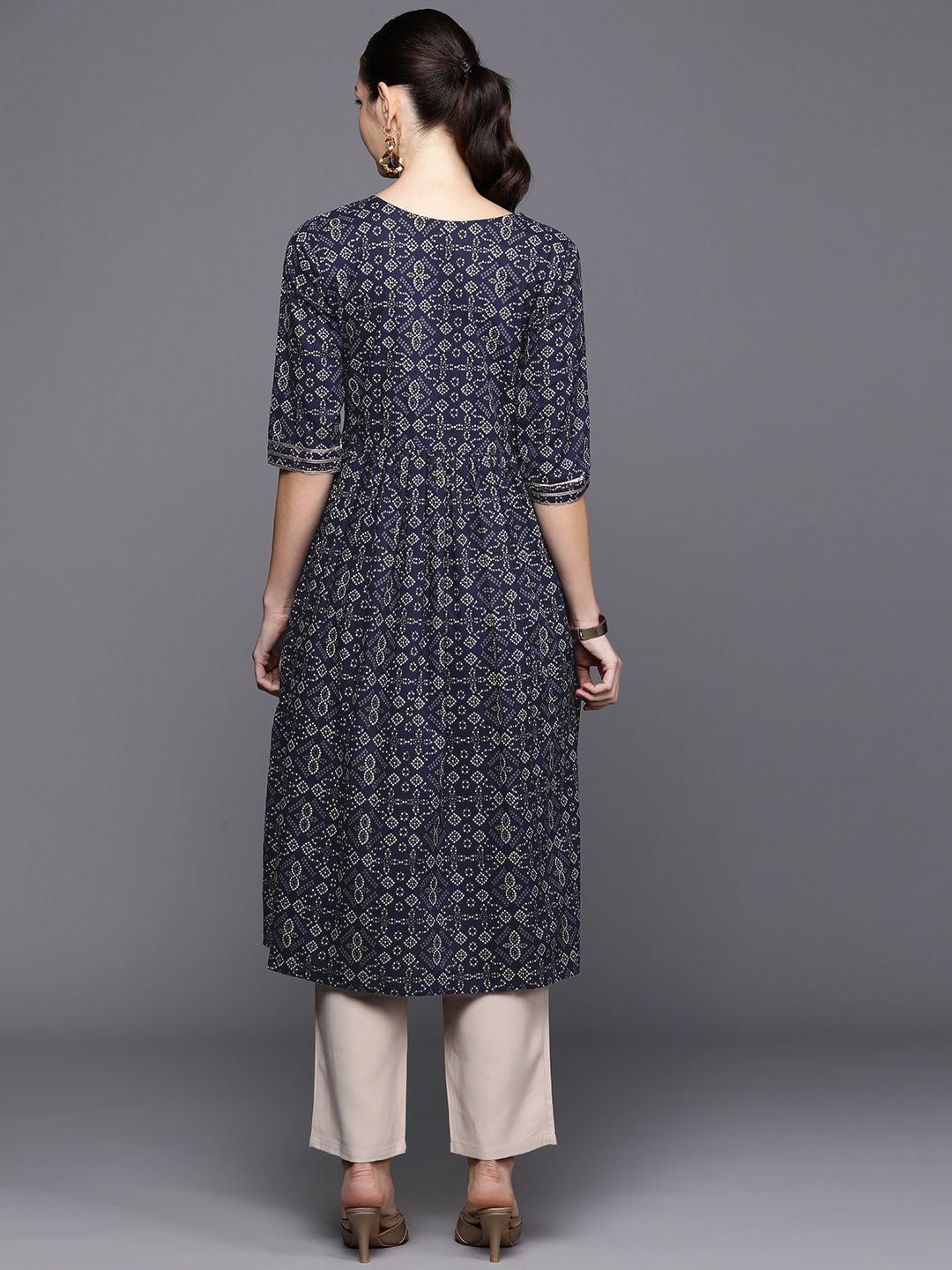 Dhiyona IE Bandhani Foil Printed Tie-Up Neck Indigo Kurta