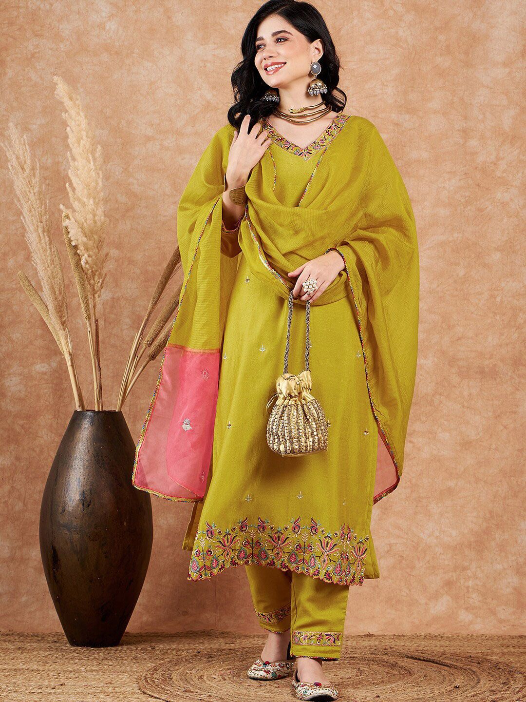 Dhiyona SN Women's Ethnic Motifs Embroidered V-Neck Kurta & Trousers With Dupatta