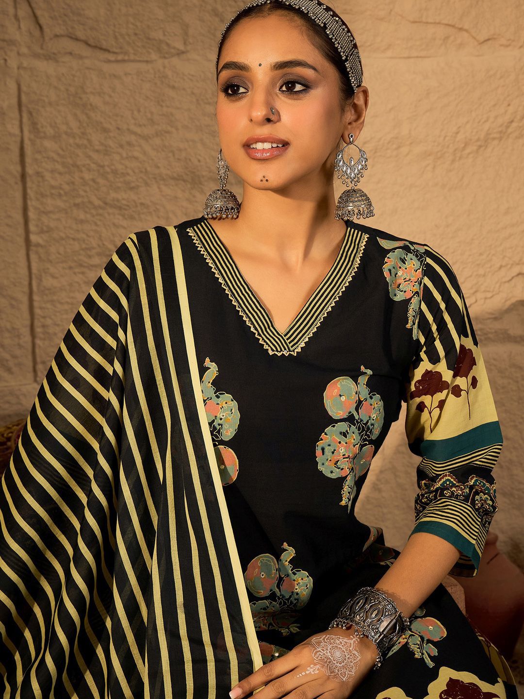 Women Floral Printed Pure Cotton Kurta with Trouser & Dupatta