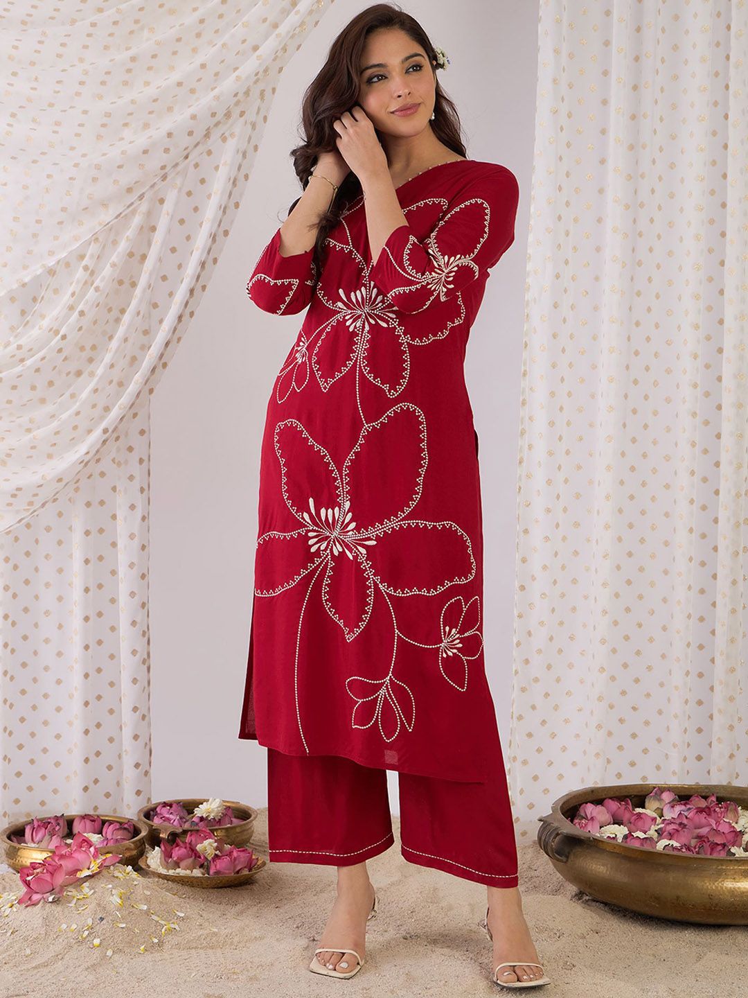 Dhiyona IE Embroidered Three-Quarter Sleeves Tunic With Palazzo