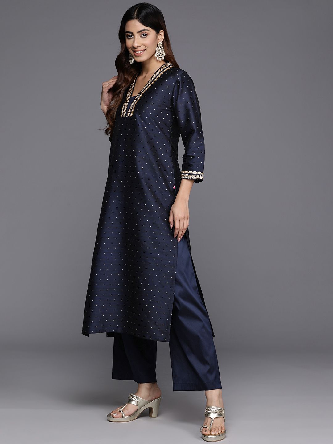 Dhiyona VA Women'sSequinned Kurta with Trousers & Dupatta