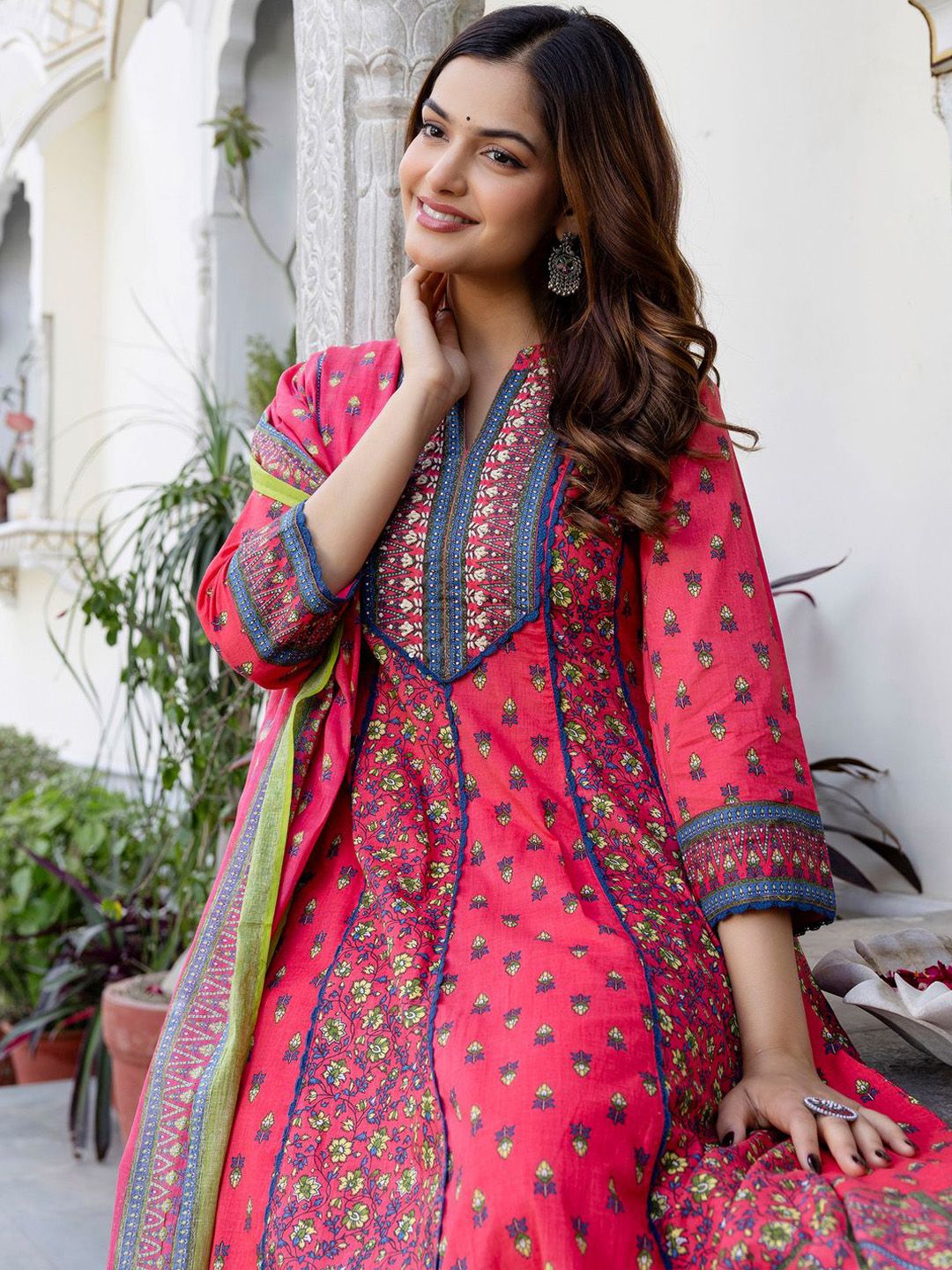 Dhiyona IE Women Ethnic Motifs Printed Regular Sequinned Pure Cotton Kurta with Trousers & With Dupatta