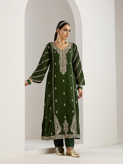 Dhiyona IS Women's Green Ethnic Motifs Embroidered Chinon Straight Kurta With Trousers & Dupatta