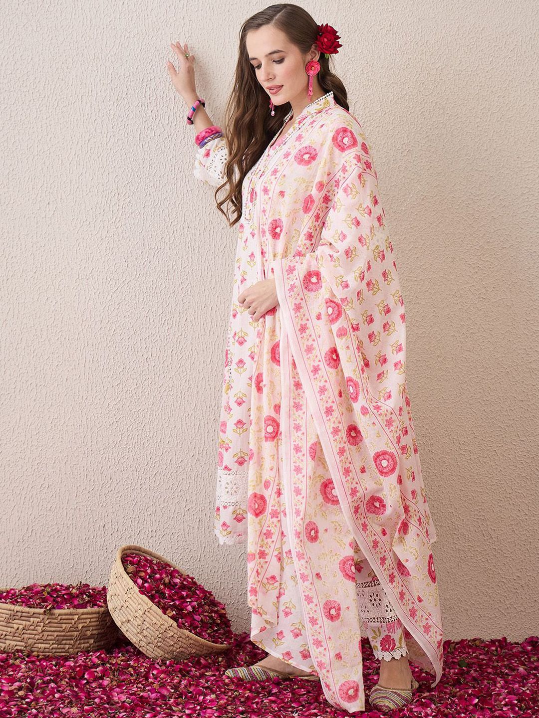 Floral Embroidered Mandarin Collar Pure Cotton Kurta With Trousers & Dupatta