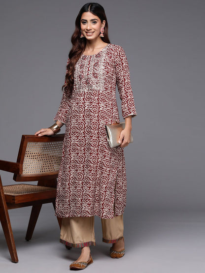 Dhiyona IE Women Floral Printed Sequinned Floral Kurta