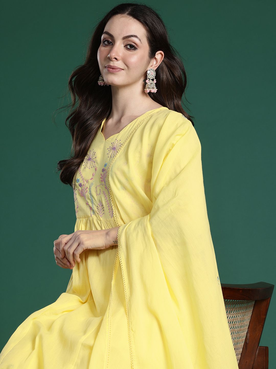 Dhiyona IE Floral Embroidered Thread Work Pure Cotton Kurta with Trousers & With Dupatta