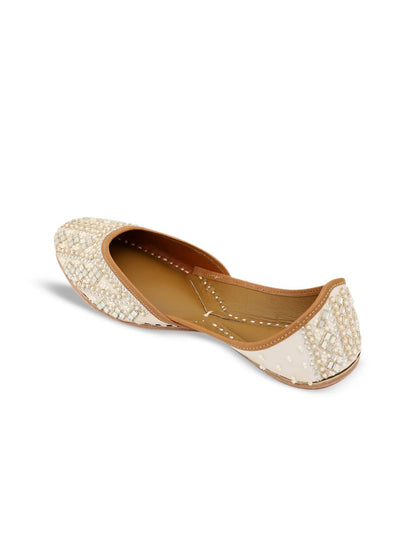 Dhiyona HOP Embroidered Mojaris