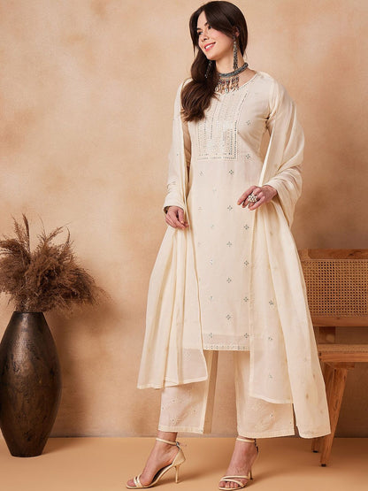 Dhiyona PD Women Floral Embroidered Pure Cotton Straight Kurta With Trouser & Dupatta