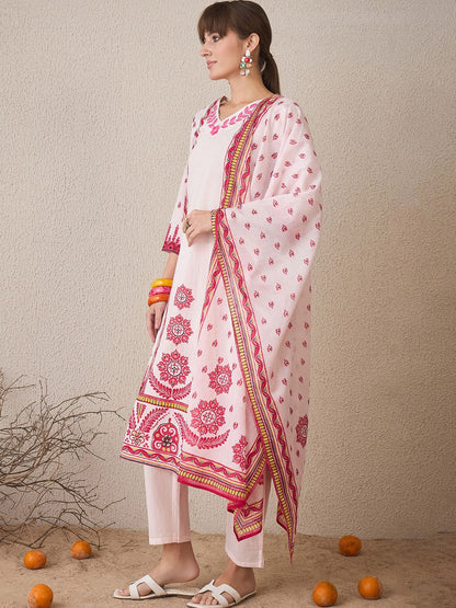 Dhiyona IE Floral Printed V-Neck Pure Cotton Straight Kurta With Trousers & Dupatta
