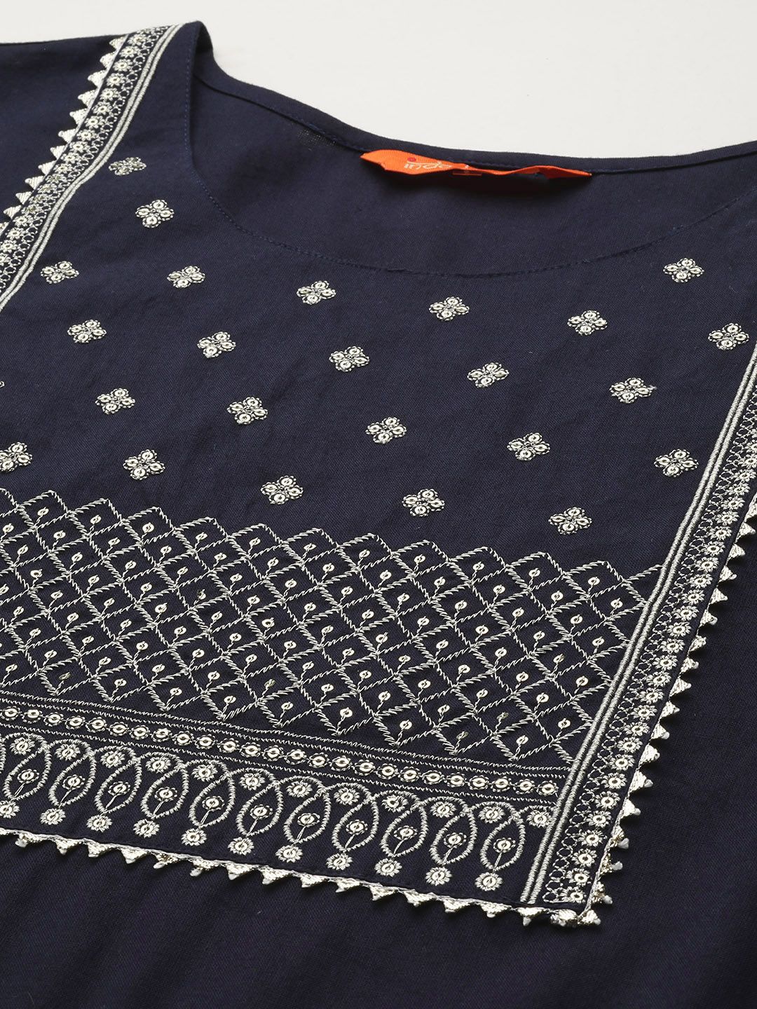 Dhiyona IE Ethnic Motifs Embroidered Sequinned Kurta