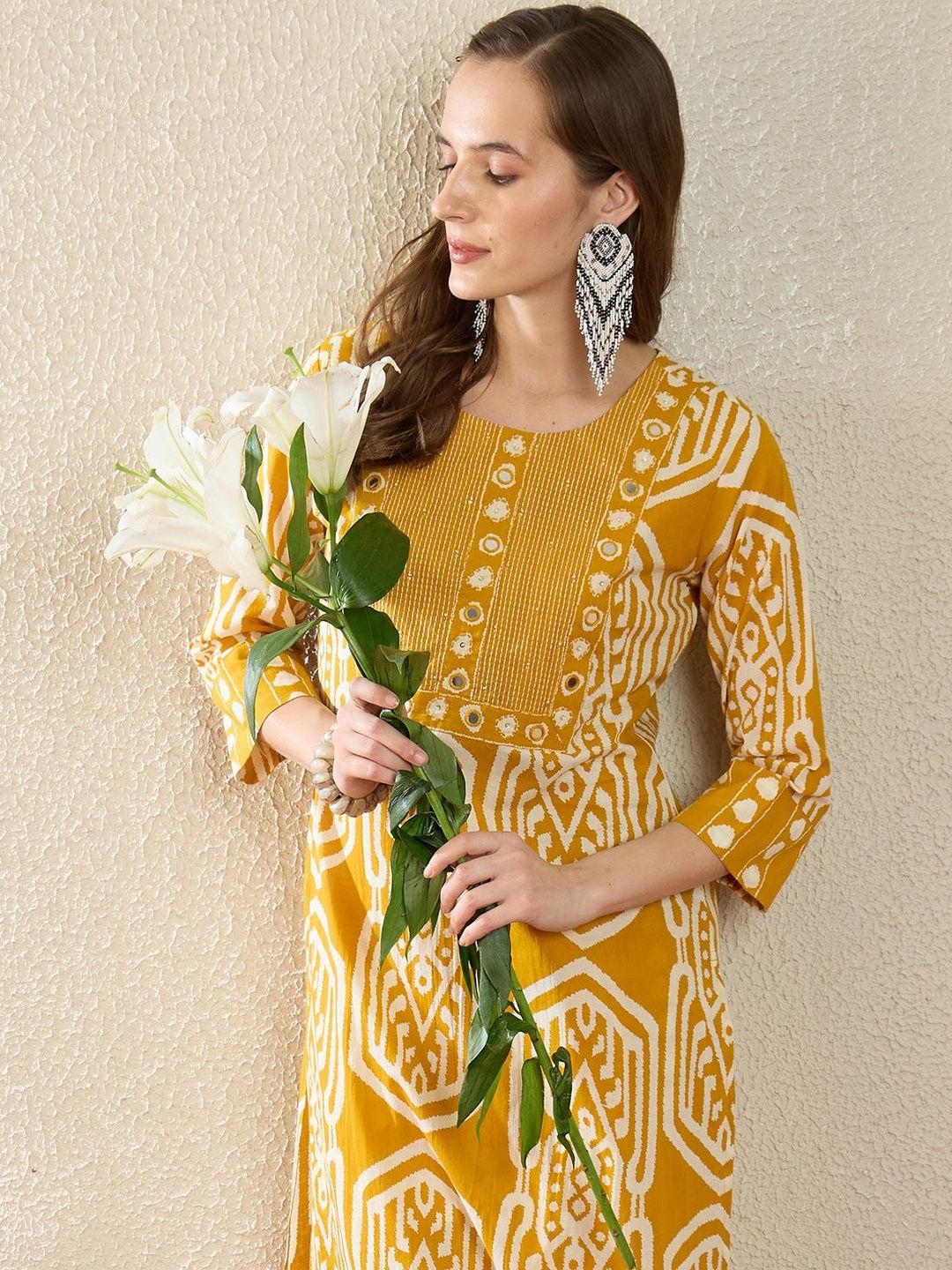 Dhiyona IE Women Printed Regular Mirror Work Pure Cotton Kurta with Trousers