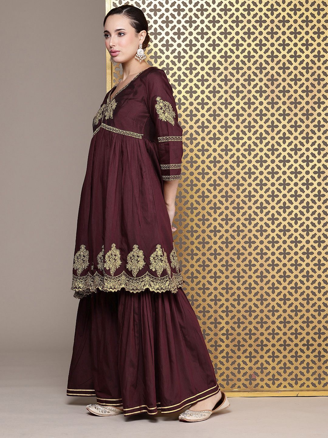 Dhiyona PD Women Ethnic Motifs Embroidered Jashn Kurta with Sharara & With Dupatta