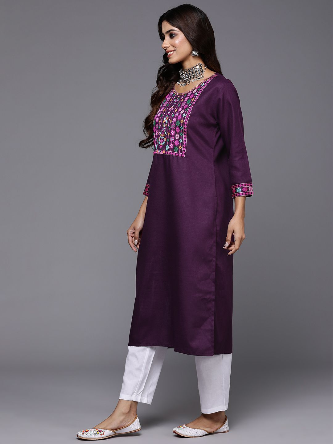 Dhiyona IE Women Purple Ethnic Motifs Yoke Design Kurta