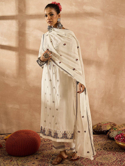 Dhiyona IE Women Floral Embroidered Regular Thread Work Pure Cotton Kurta with Trousers & With Dupatta