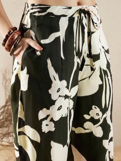 Floral Printed Sequinned Shirt Collar Straight Kurta with Trousers