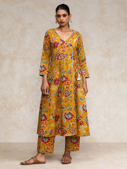Dhiyona VA Women'sFloral Printed V-Neck Angrakha Kurta With Trousers
