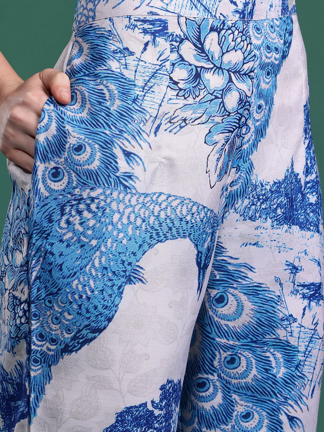 Floral Printed Regular Kurta with Trousers