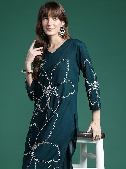 Dhiyona IE Floral Embroidered Regular Thread Work Kurta with Palazzos