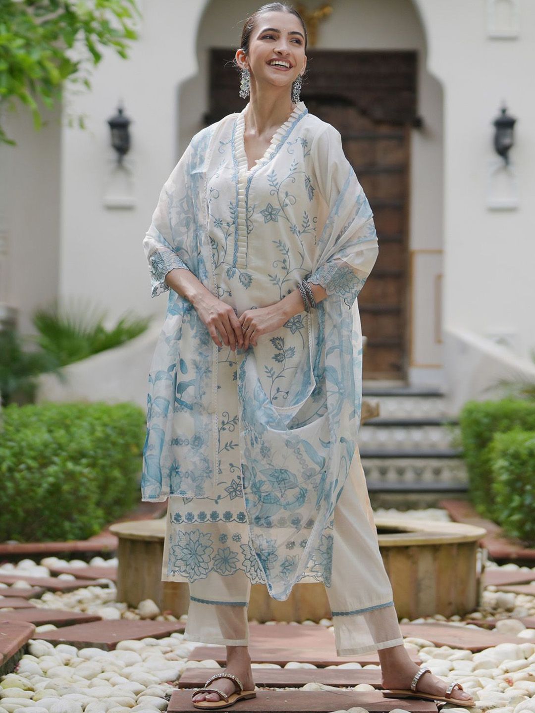 Floral Embroidered Thread Work Kurta With Trousers & Dupatta