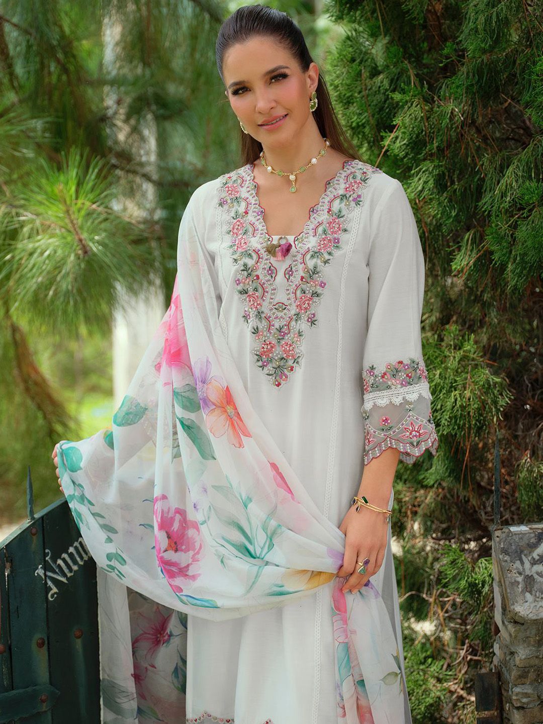 Dhiyona IE Floral Yoke Design Square Neck Thread Work A-Line Kurta With Trousers & Dupatta