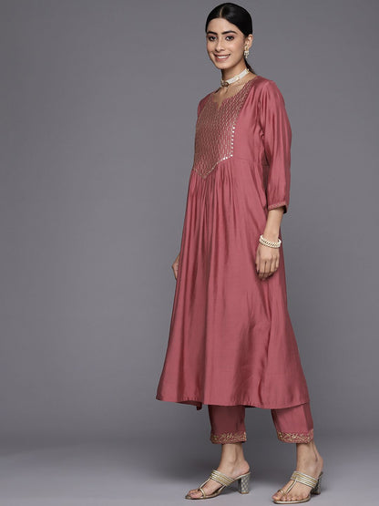 Dhiyona VA Women's Floral Embroidered Empire Sequinned Kurta With Trousers & Dupatta