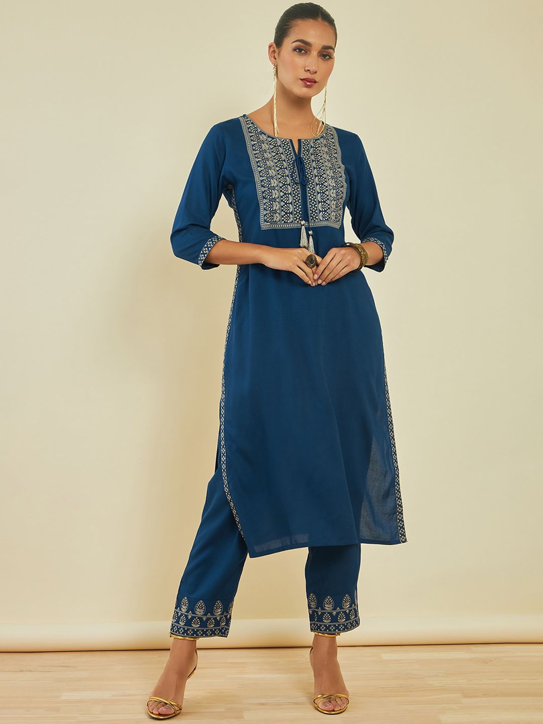 Dhiyona SO Women's Ethnic Motifs Embroidered Kurta with Trousers
