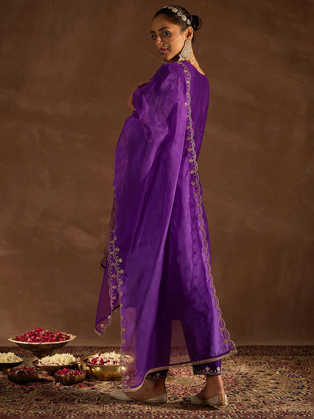 Dhiyona IE Purple Ethnic Motifs Zari Embroidered Kurta with Trousers & With Dupatta