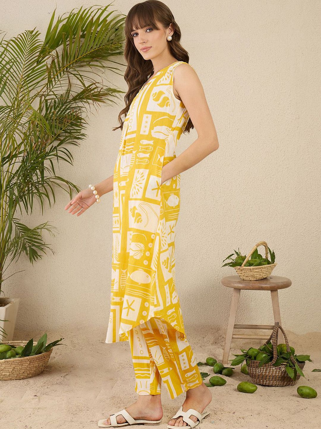 Dhiyona IE Women Ethnic Motifs Printed Pleated Pure Cotton Kurta with Trousers
