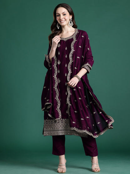 Ethnic Motifs Embroidered Sequinned Kurta with Trousers & With Dupatta