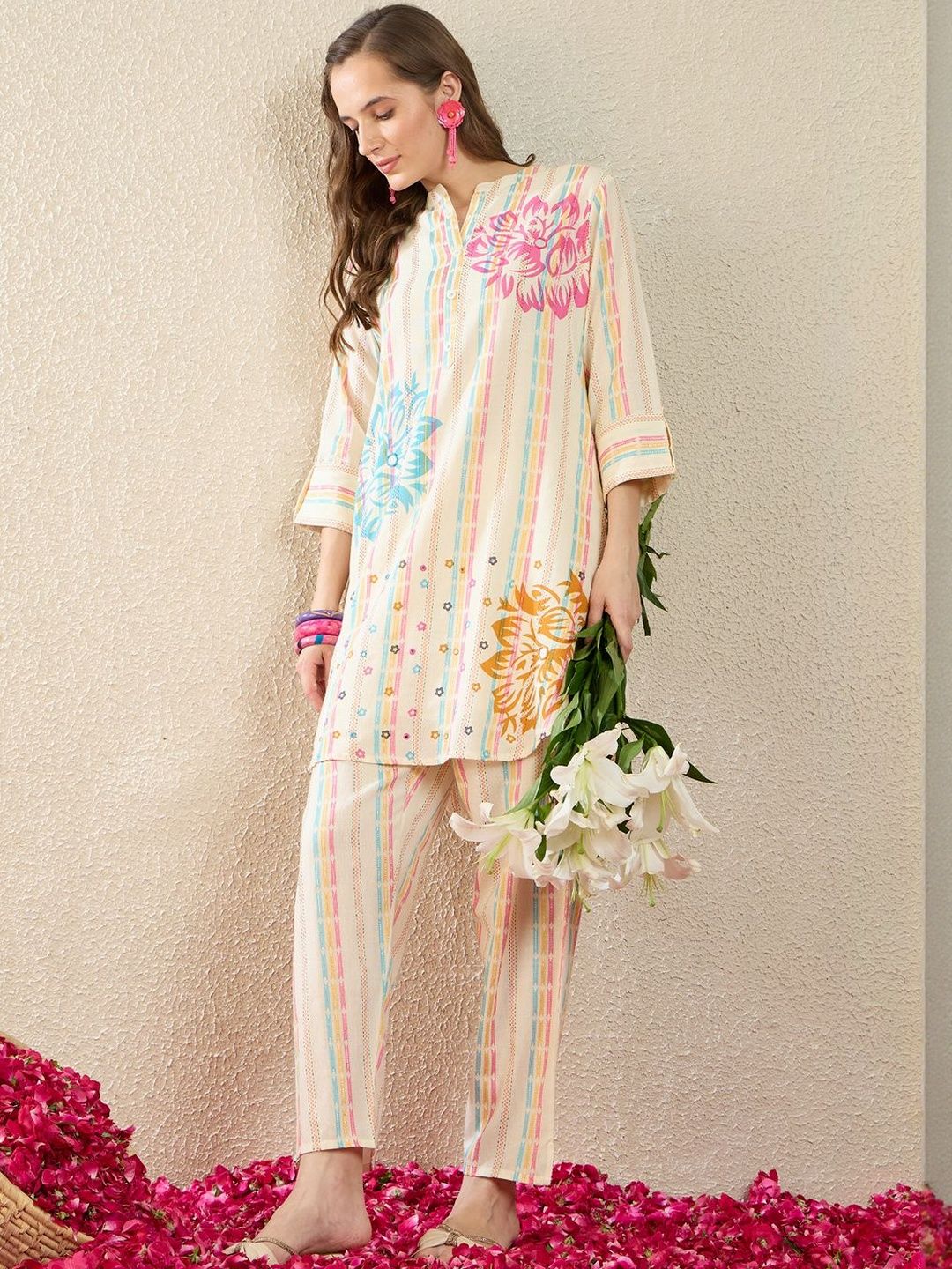 Dhiyona IE Printed Mandarin Collar Three-Quarter Sleeves Top With Trousers