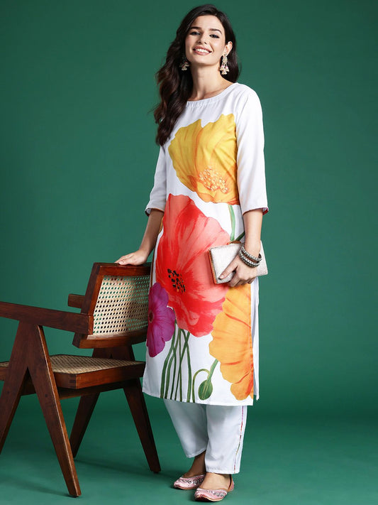 Dhiyona IE Women Floral Printed Regular Kurta with Trousers