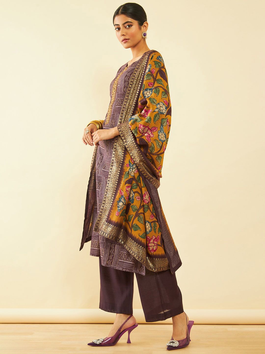 Dhiyona SO Women's Purple Geometric Printed Straight Kurta & Palazzos With Dupatta